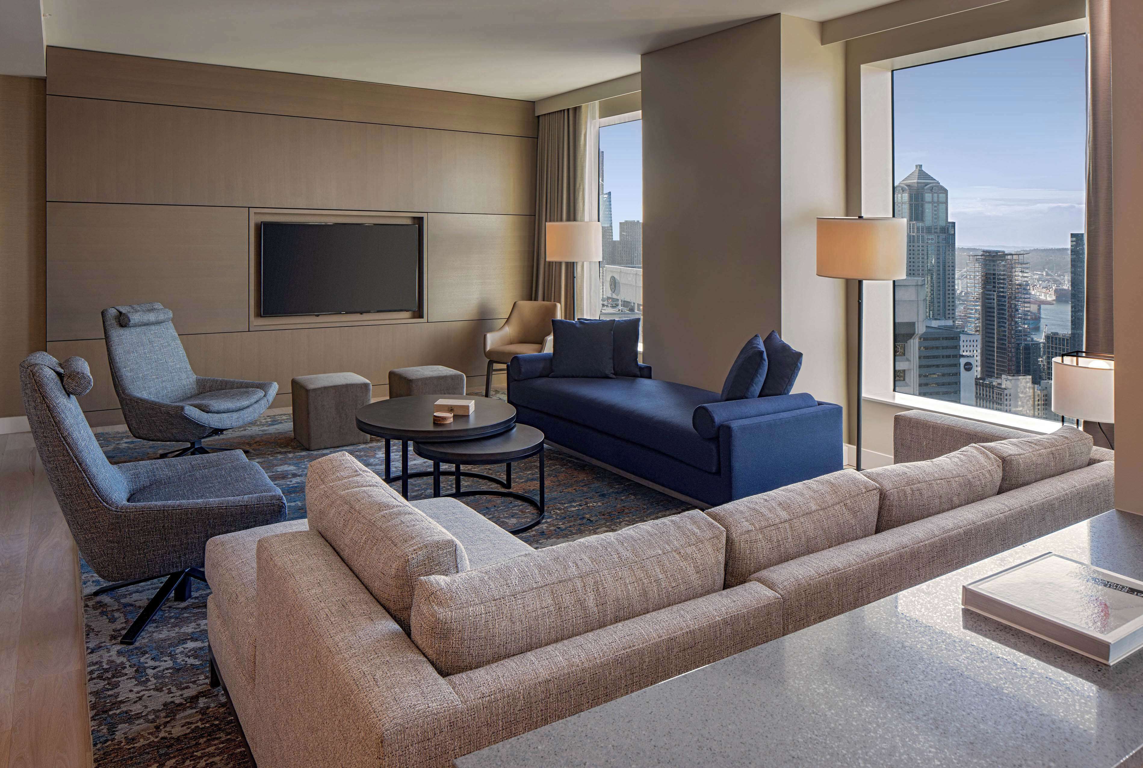 premium bedding, in-room safe, desk, blackout curtains