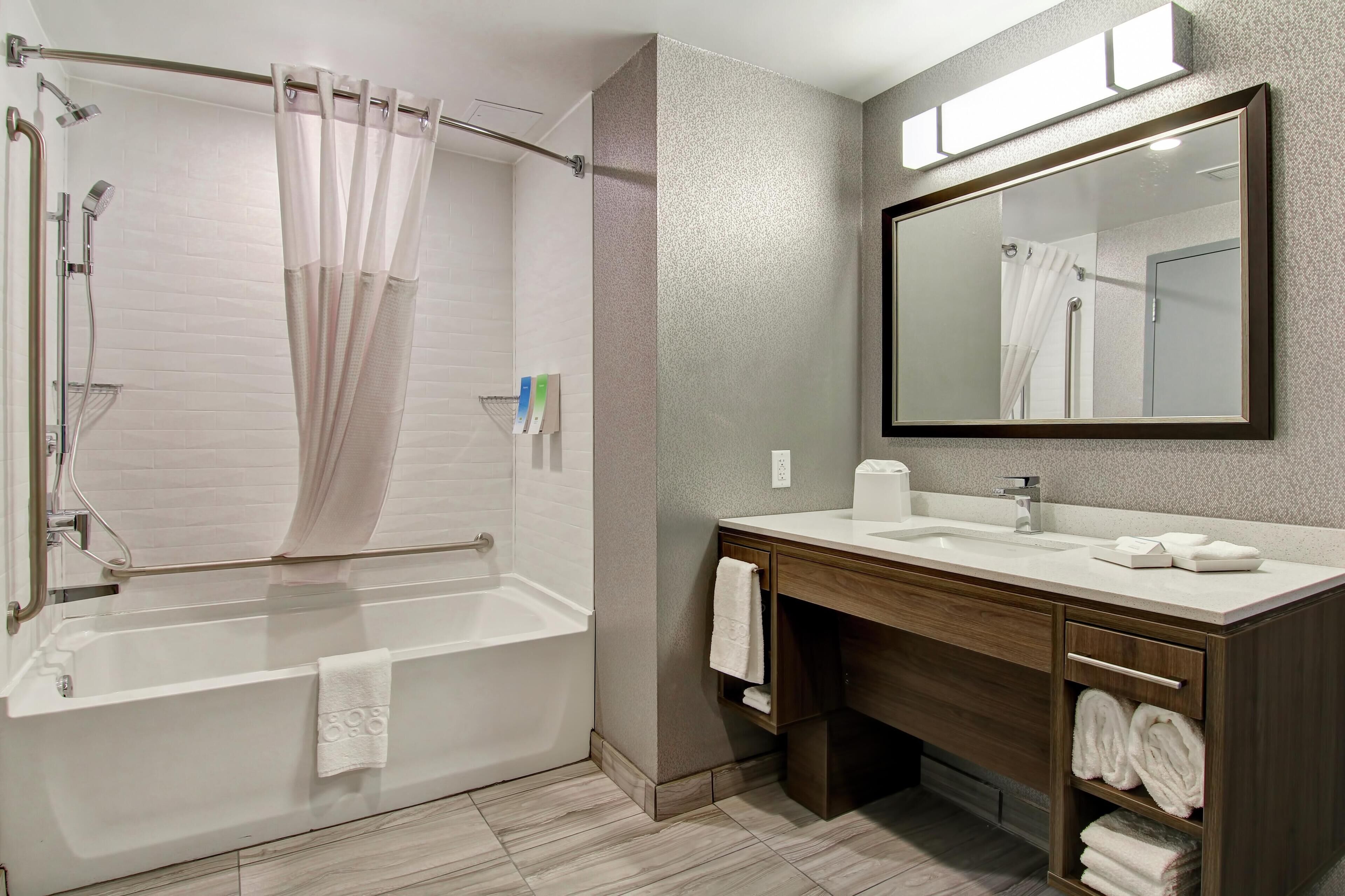 Photo - Home2 Suites by Hilton Edmonton South