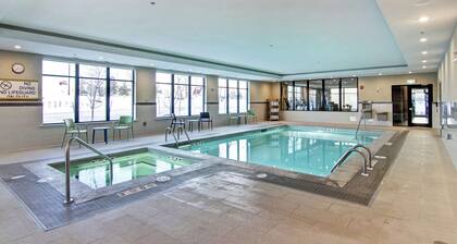 Home2 Suites by Hilton Edmonton South