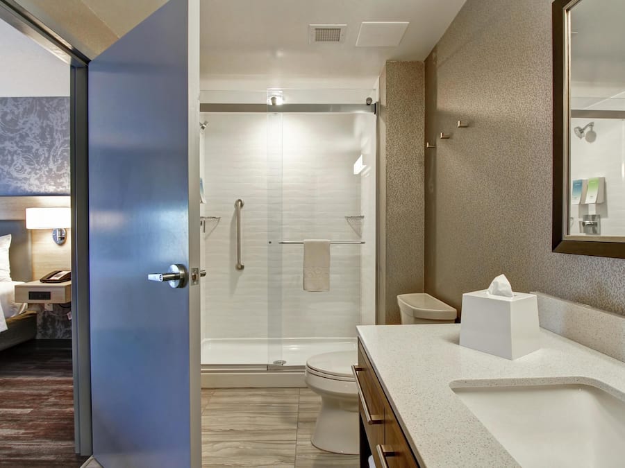 Regadera en el baño
