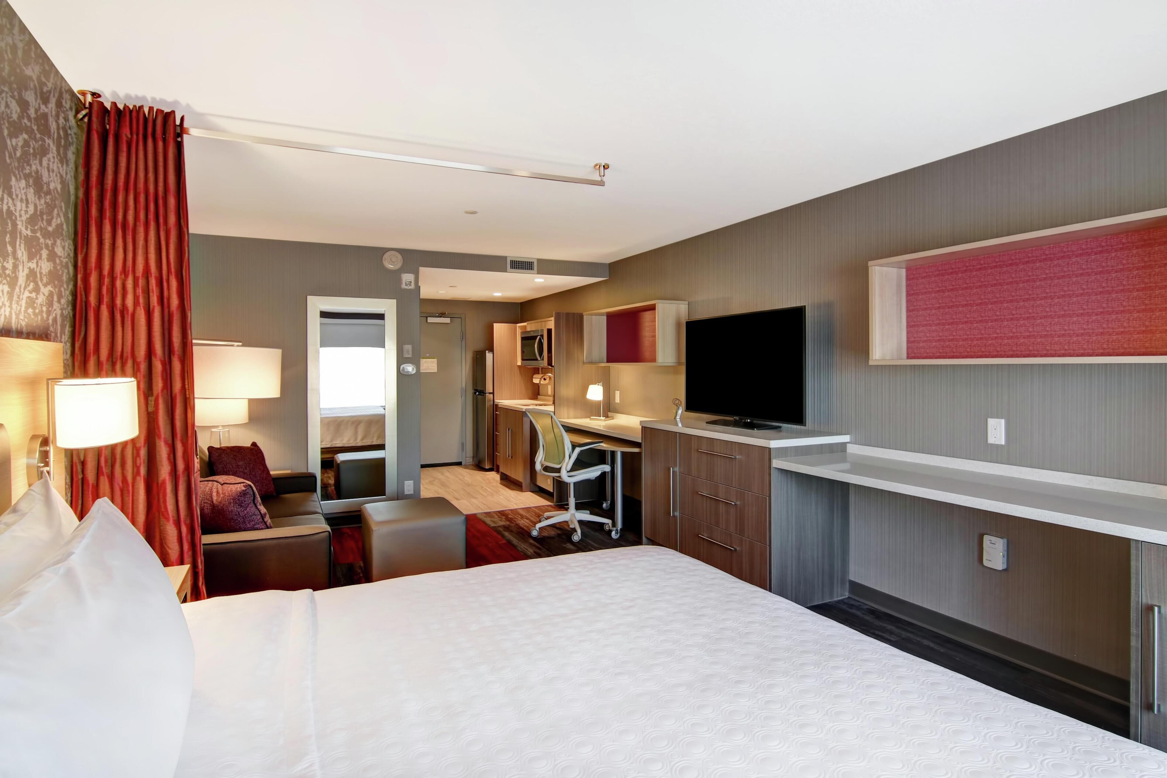 Photo - Home2 Suites by Hilton Edmonton South