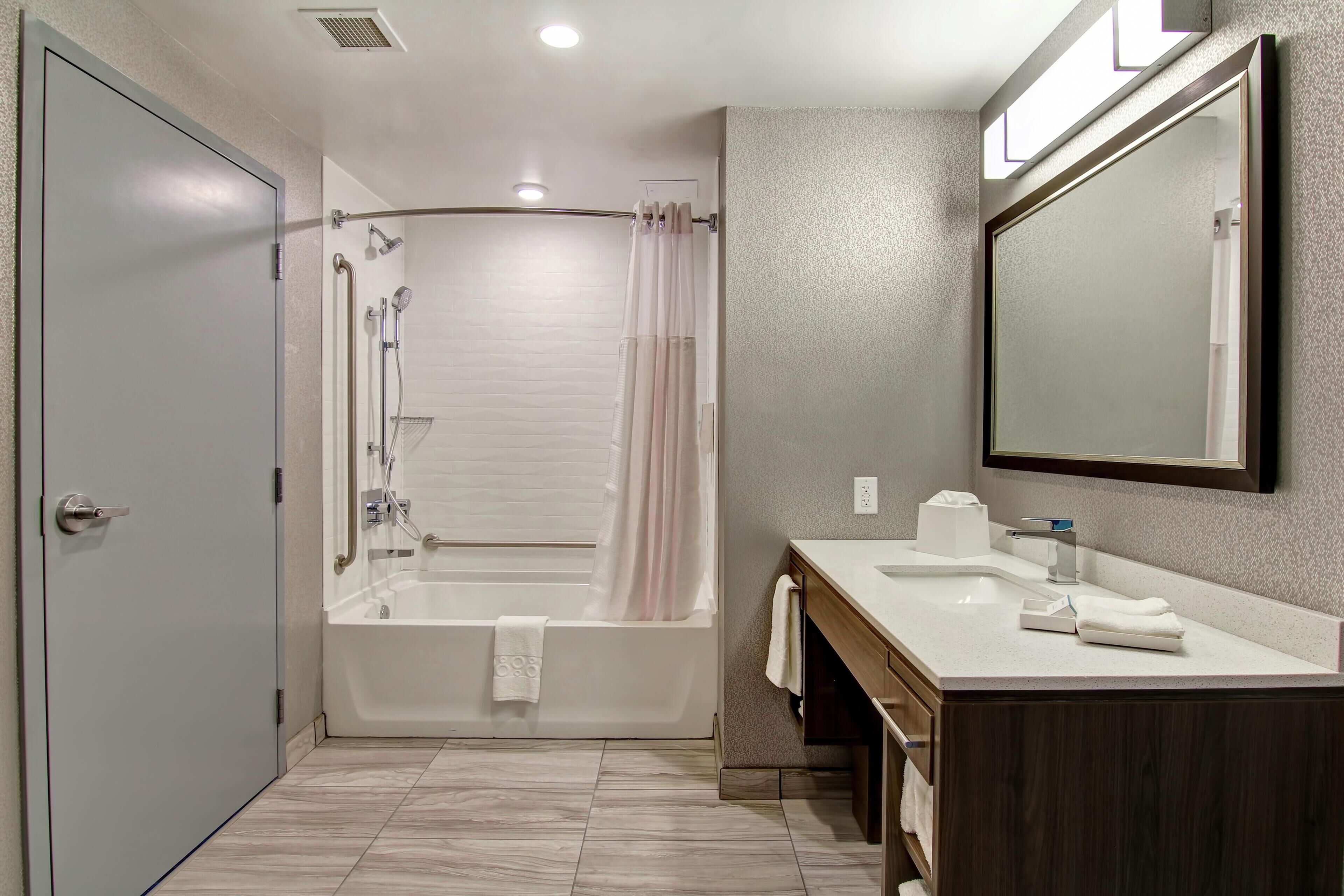 Photo - Home2 Suites by Hilton Edmonton South