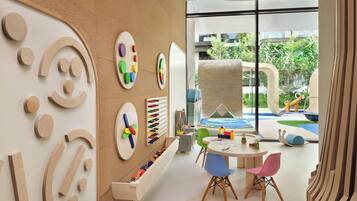 Children’s play area – indoor
