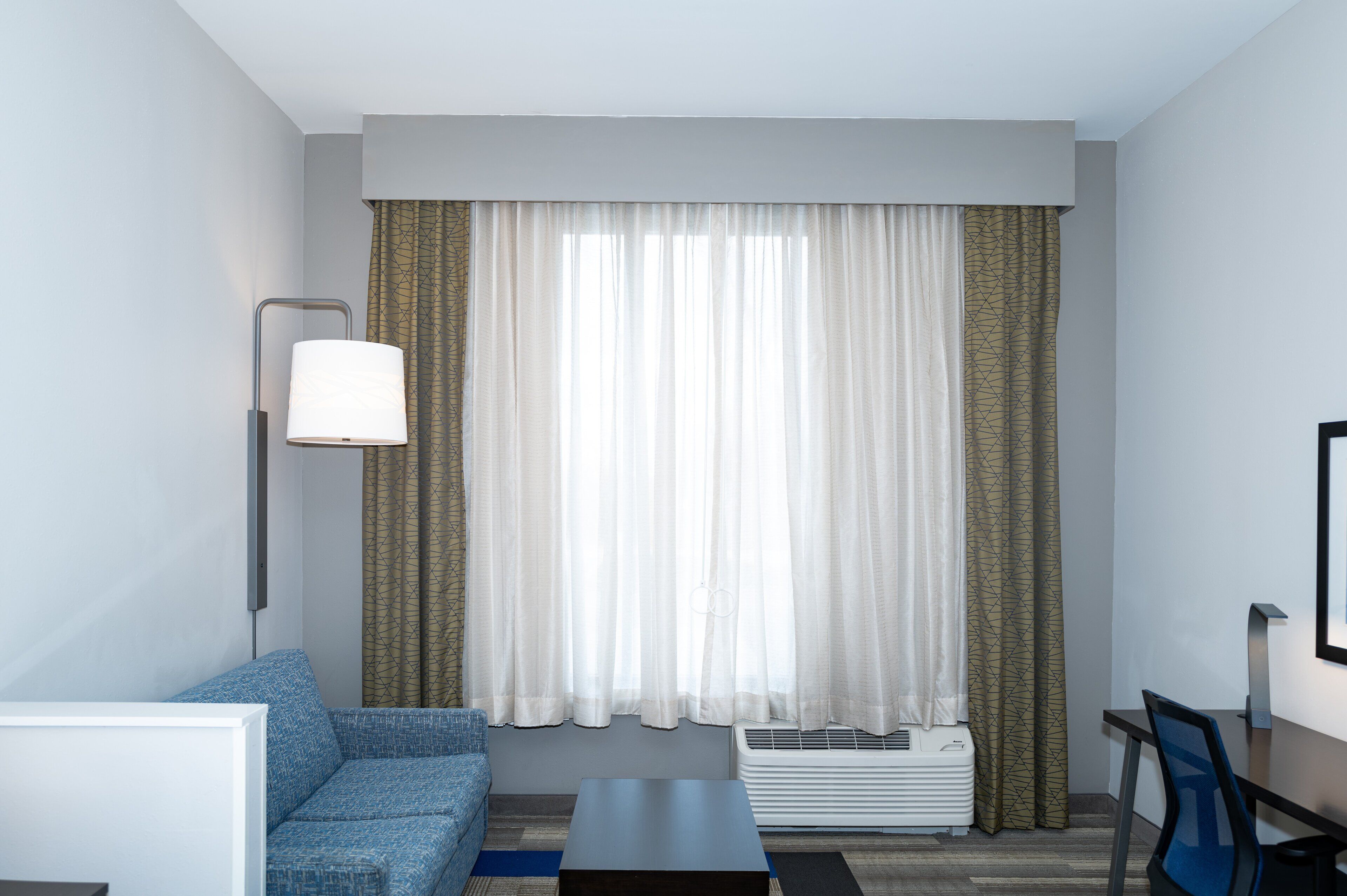 1 bedroom, in-room safe, desk, laptop workspace