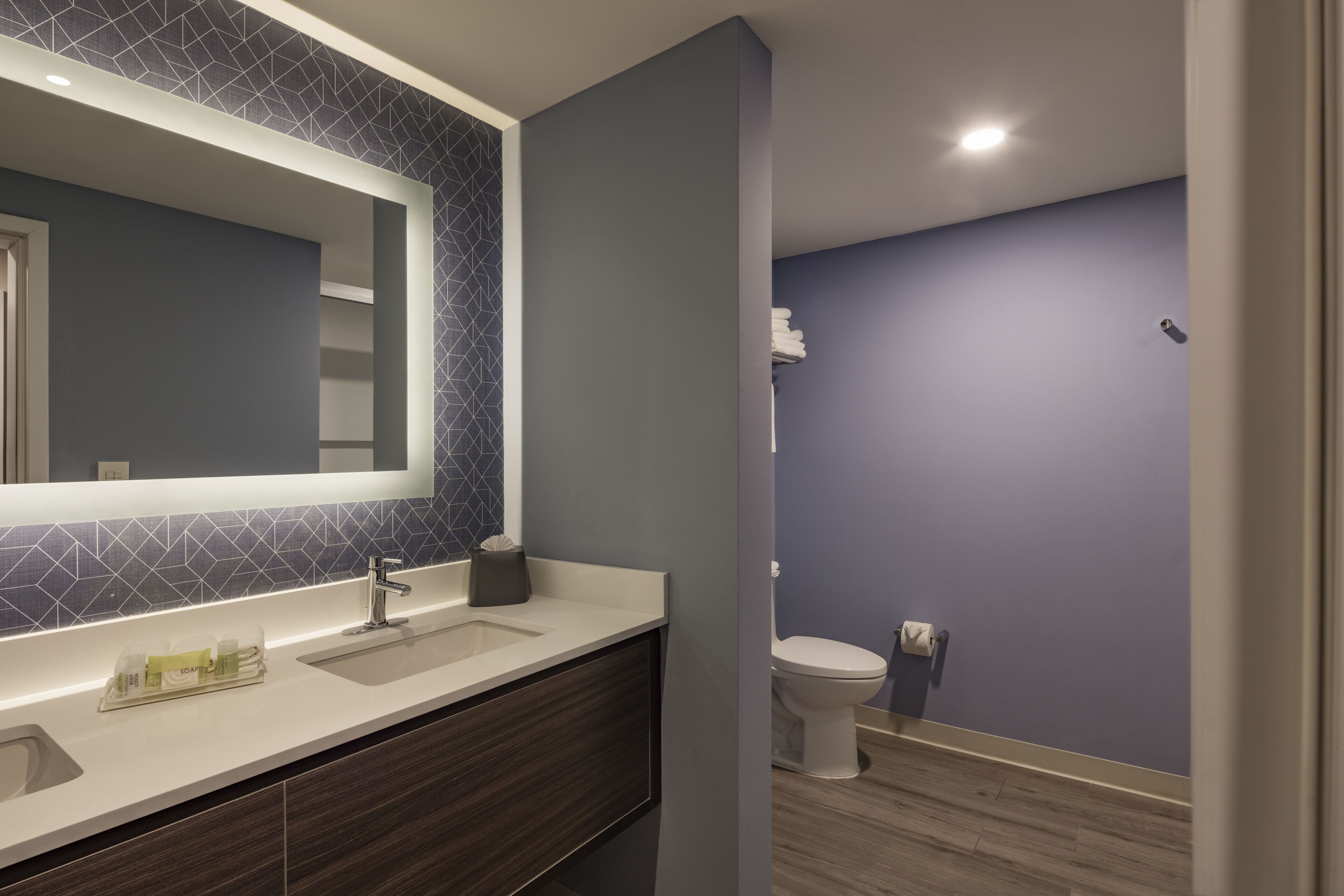 separate bathtub and shower, free toiletries, hair dryer, towels