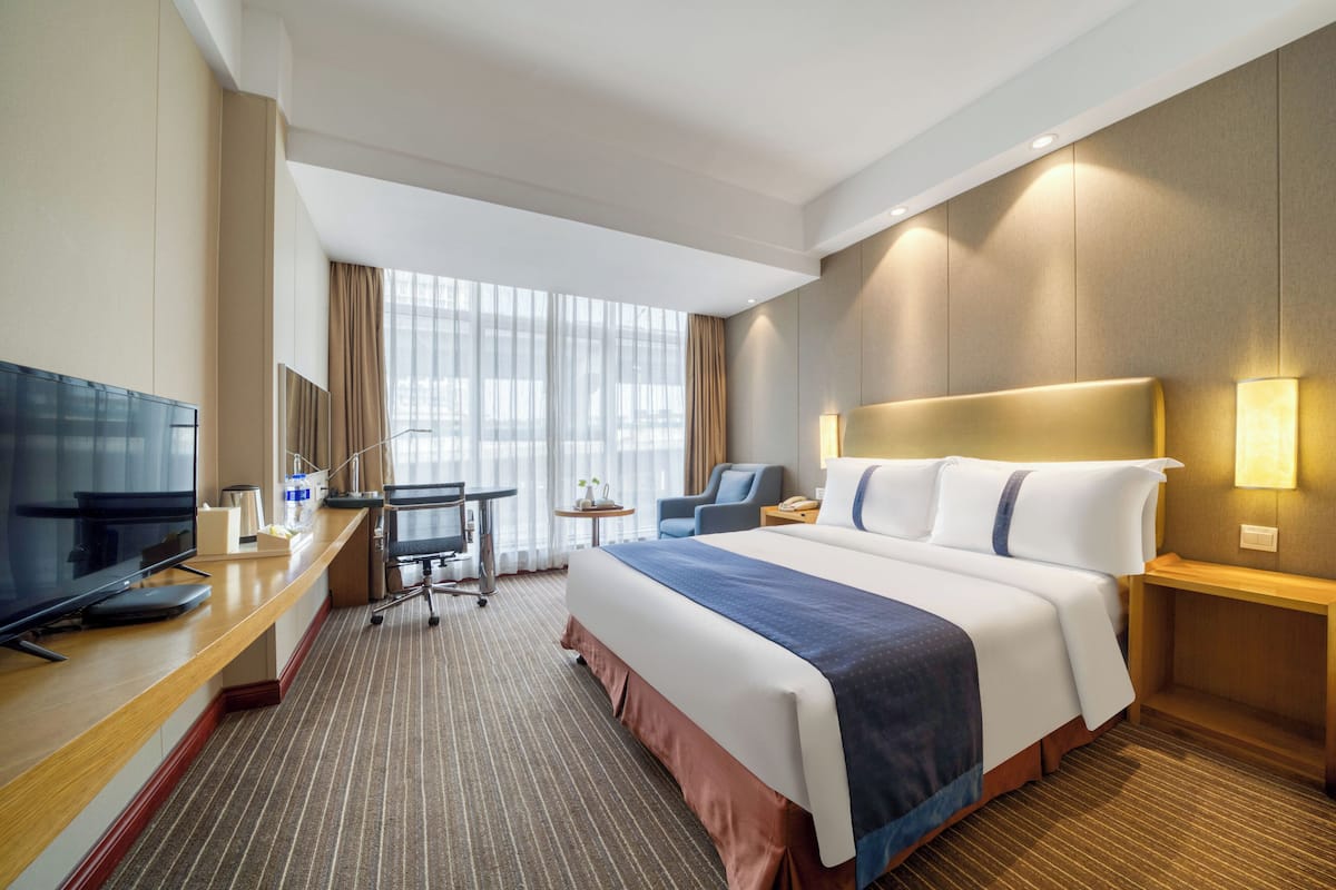 Business Double Room | Premium bedding, desk, laptop workspace, soundproofing