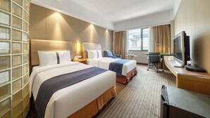 Kamar Twin Bisnis | Seprai premium, meja kerja, ruang kerja ramah laptop, dan kedap suara