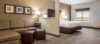 Comfort Suites Brunswick Town Center