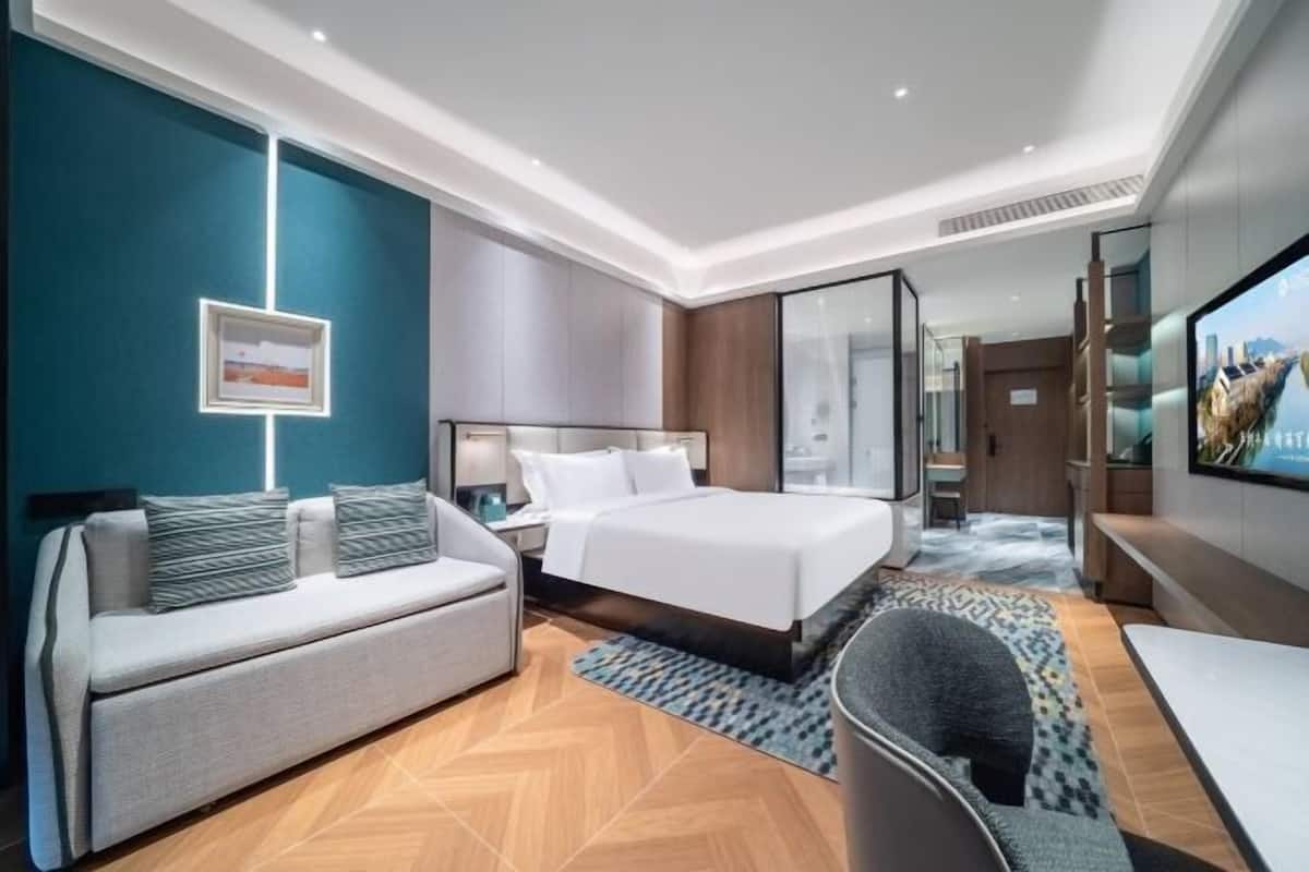 Minibar, desk, blackout curtains, soundproofing