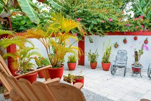 Basic Triple Room, Multiple Beds, Non Smoking | Terrace/patio - Casa Esthercita (Viñales)