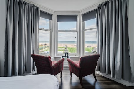 Double Room, Ensuite, Sea View ((1st Floor)) | 1 bedroom