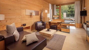 Superior Suite | Living area | LED TV