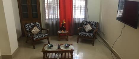 Economy-Apartment, 2 Doppelbetten, Nichtraucher | Wohnzimmer