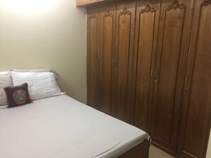 免費 Wi-Fi、床單