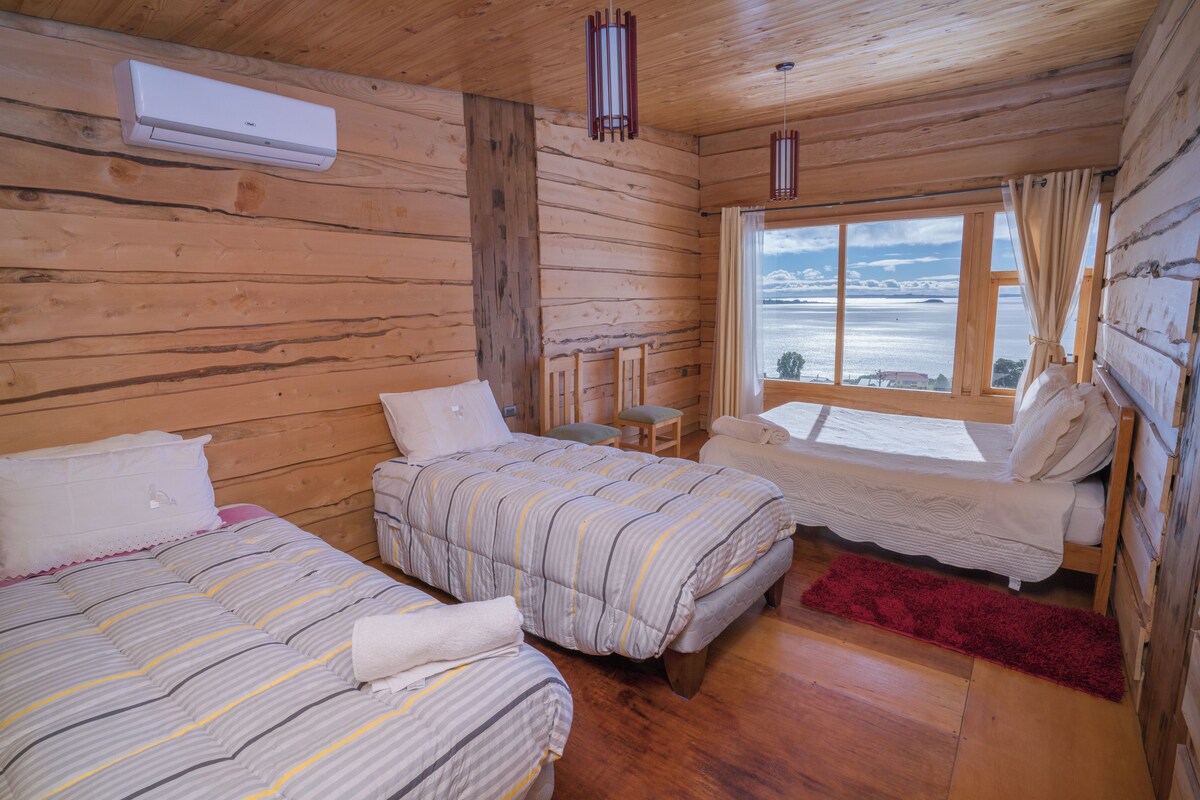 Habitación familiar | Sistema de insonorización, wifi gratis, ropa de cama