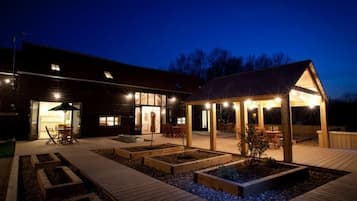 The Granary, 4 Bedrooms | Terrace/patio