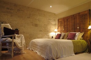 Suite | Individually decorated, individually furnished, soundproofing, free WiFi - Demeure d'Hôtes L'Hermitage (Aix-les-Bains)