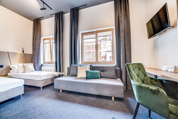 Business-Studio, Blick auf den Innenhof | Wohnzimmer