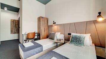 Double Room | Premium bedding, desk, laptop workspace, iron/ironing board