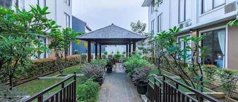 الإطلالة من المنشأة