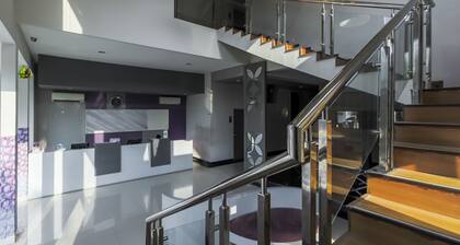 RedDoorz near Goa Sunyaragi