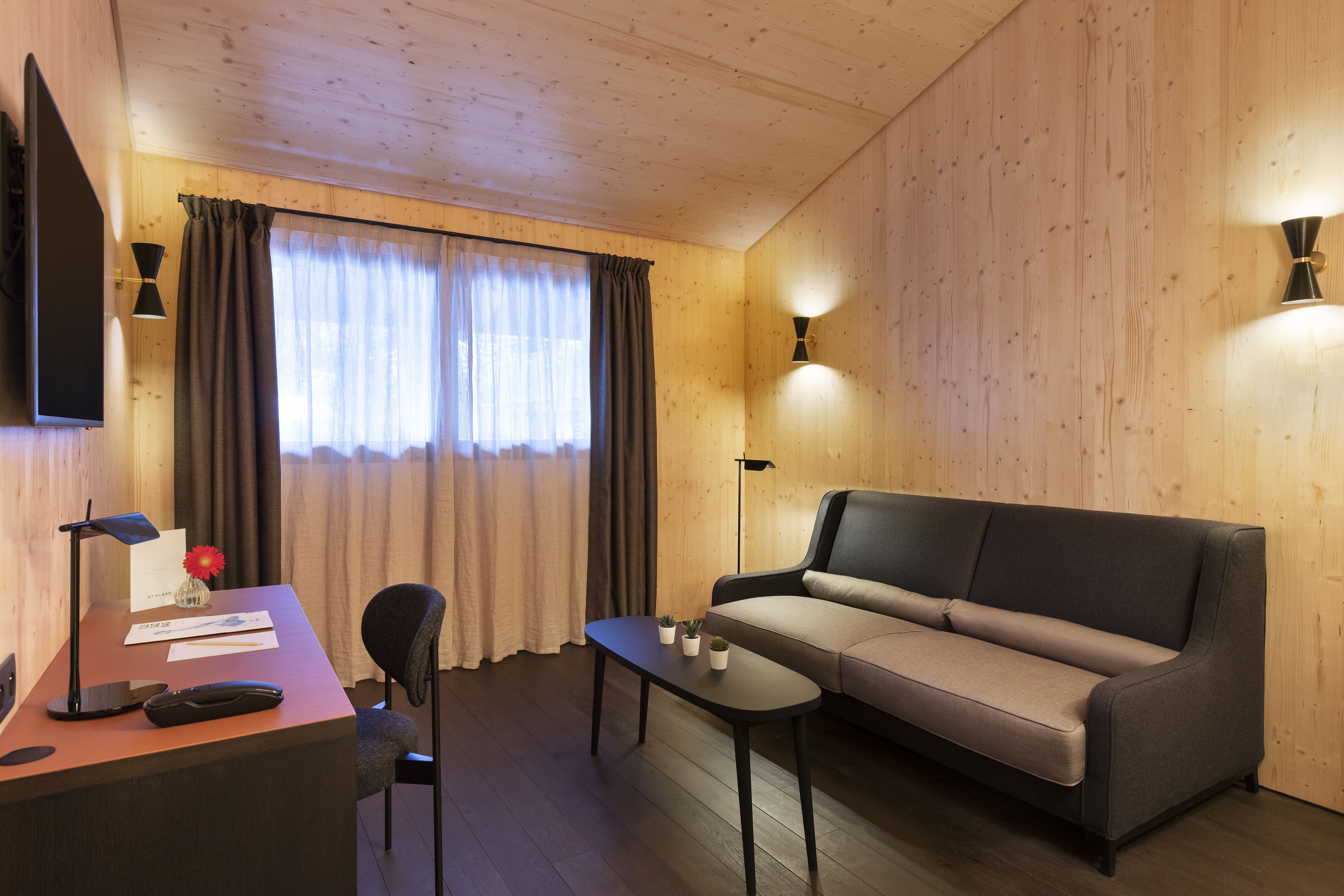 duplex room for 4 people | 1 bedroom, in-room safe, individually decorated, individually furnished