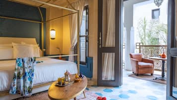 BALCONY SUITE | Quang cảnh sân vườn