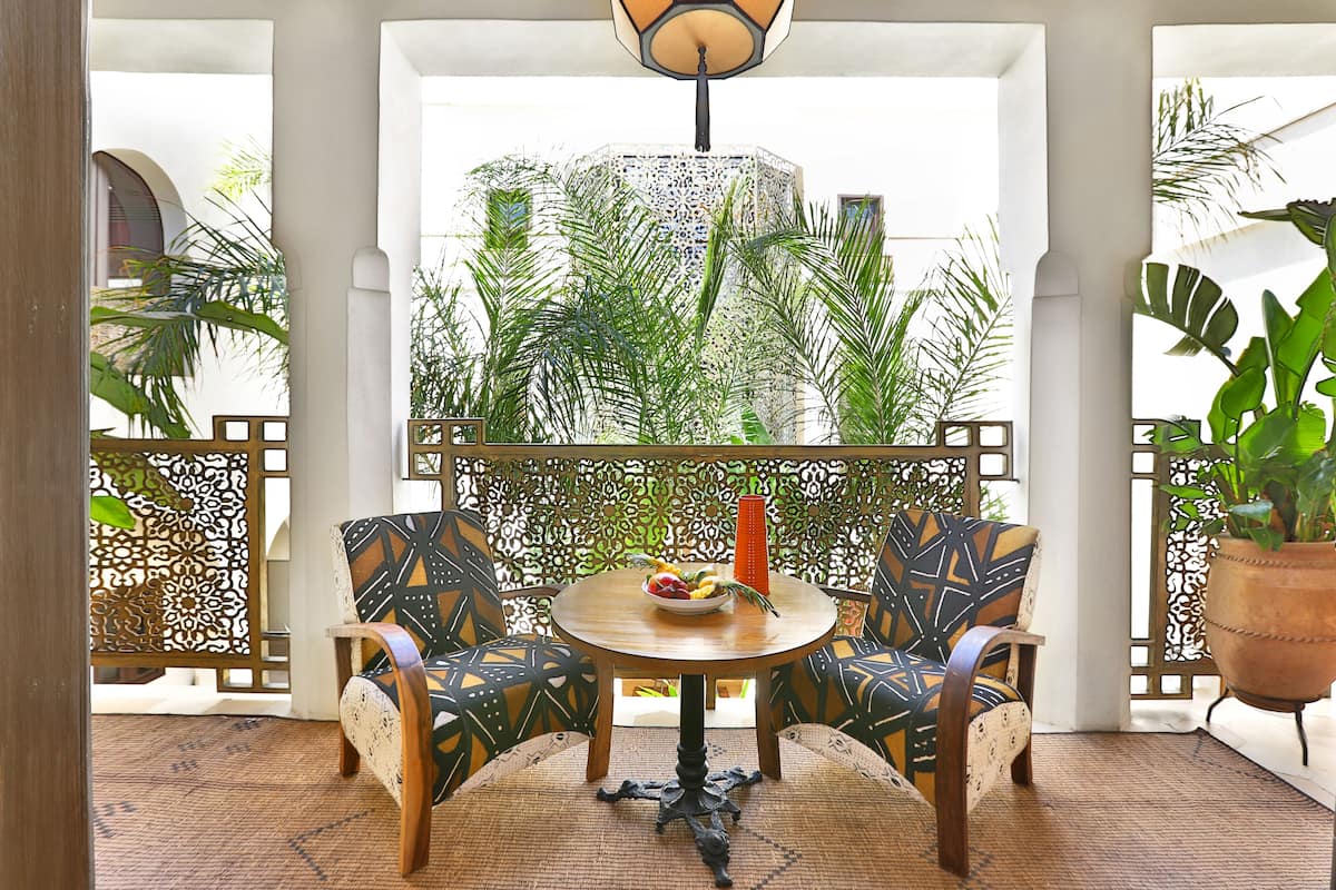 BALCONY SUITE