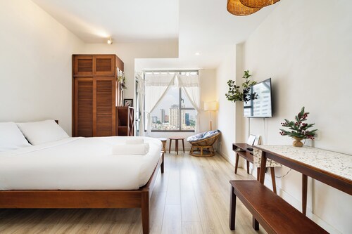 Saigon Apartment - RiverGate Residence