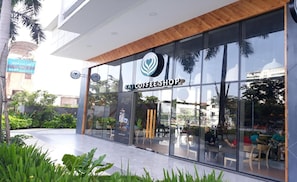 Coffee shop