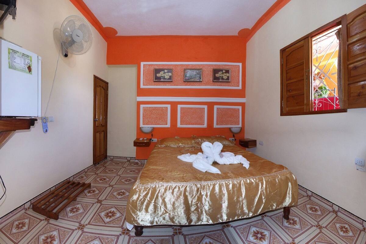 Literie de qualité, couette en duvet, minibar, coffre-fort