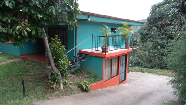 Unclassified image, 1 of 12, button - Great View (Alajuela)