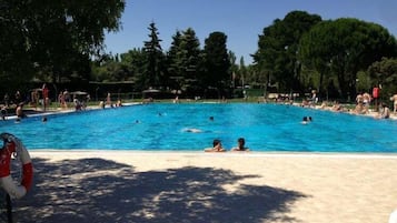 Piscina stagionale all'aperto