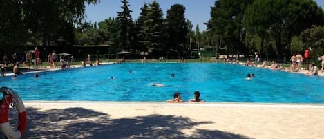 Seasonal outdoor pool