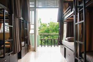 Basic Shared Dormitory, Mixed Dorm | 3 bedrooms, individually furnished, free WiFi - Loca Homestay Da Nang - Hostel (Da Nang)