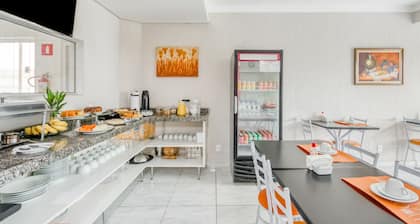 Hotel Jardim Do Cedro