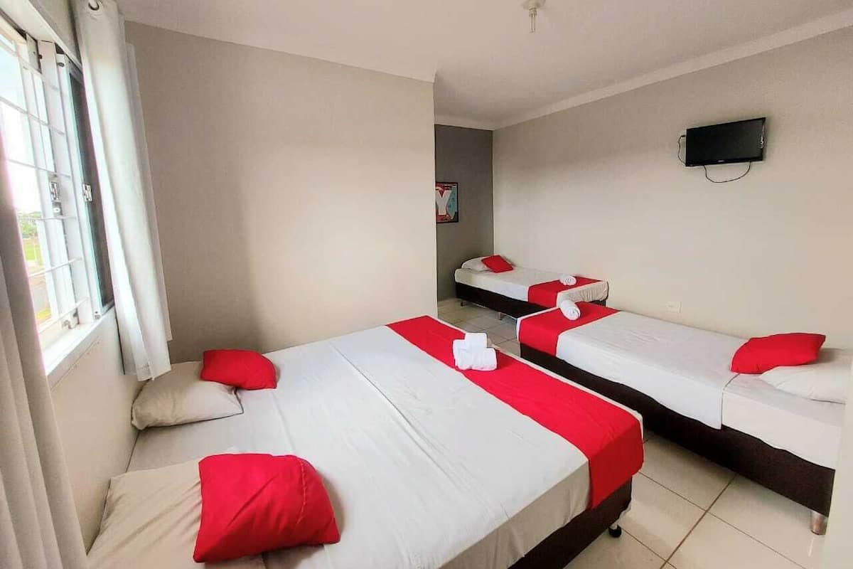 Quadruple Room, Multiple Beds | Free WiFi, bed sheets
