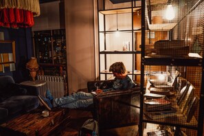 Library - Socialtel La Paz (La Paz)