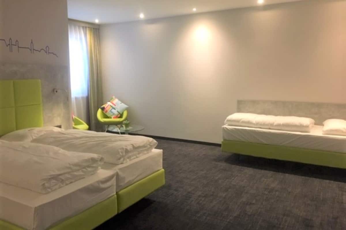 1 bedroom, hypo-allergenic bedding, individually decorated, desk