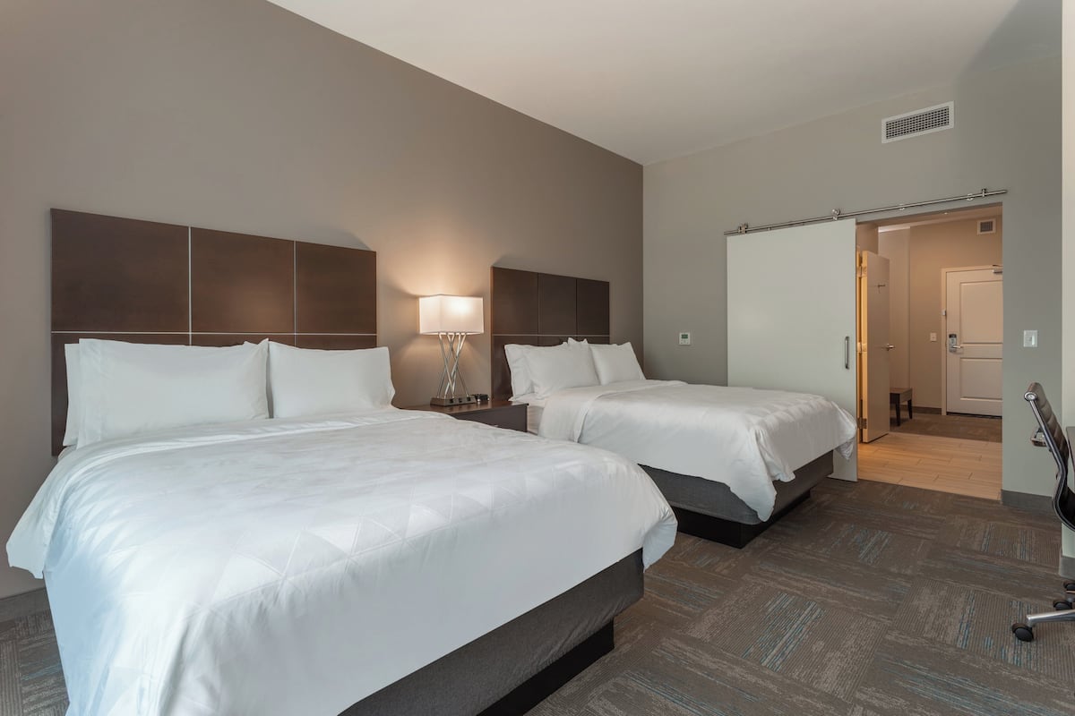 1 Schlafzimmer, Schreibtisch, Verdunkelungsvorhänge