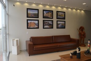 32-inch LED TV with cable channels, TV - Dunen Hotel (Piranhas)