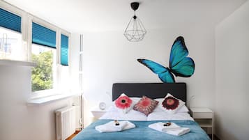 Apartment | Iron/ironing board, free cots/infant beds, free WiFi, bed sheets