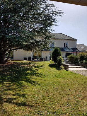Front of property - La Soierie (Chateauroux)
