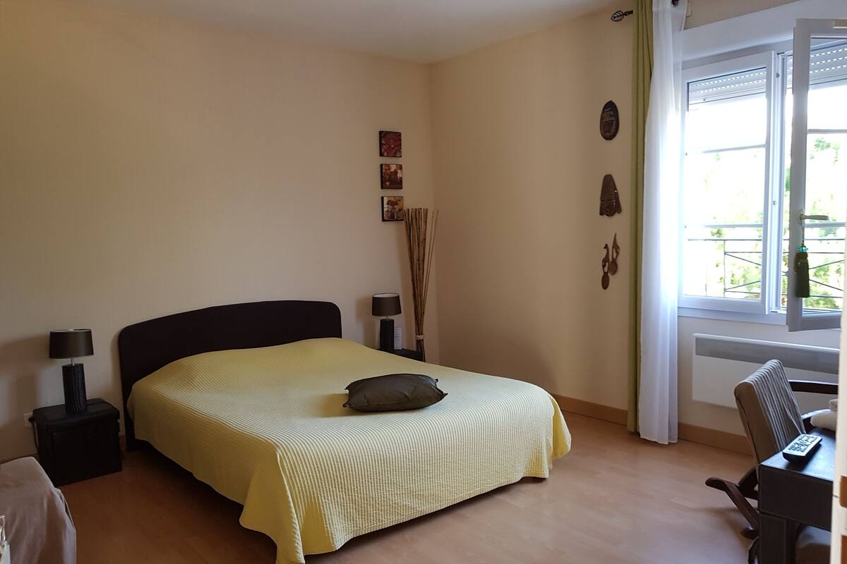 Comfort Double Room, Non Smoking | Premium bedding, blackout drapes, soundproofing, WiFi (free)