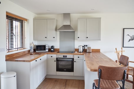 House, Ensuite (PigLet) | Private kitchen