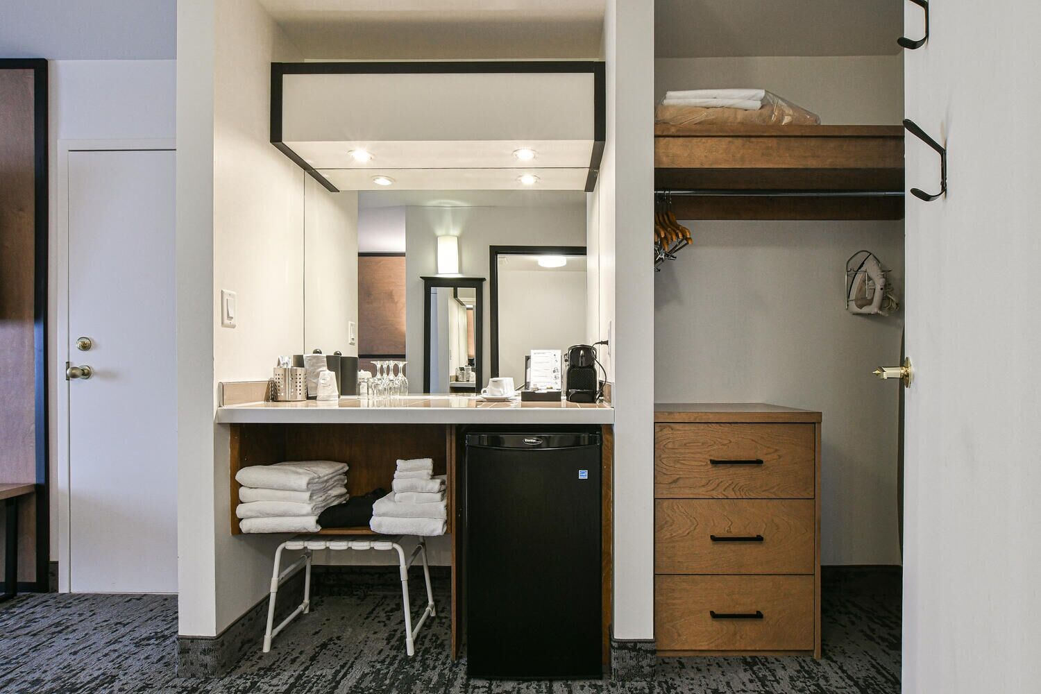 comfort room, 1 king bed with sofa bed, mountain view with reduced mobility for the disabled | 1 bedroom, premium bedding, blackout curtains, soundproofing