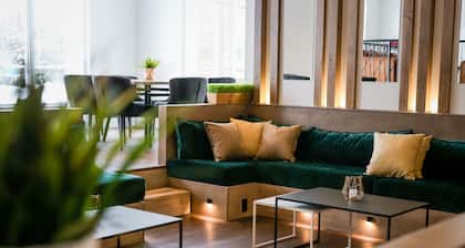 AX Hotel