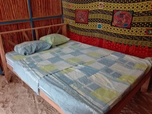 Basic Double Room, 1 Double Bed, Shared Bathroom - Cabañas Nalunega San Blas (Narganá)