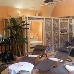 Sauna, hot tub, aromatherapy, massages