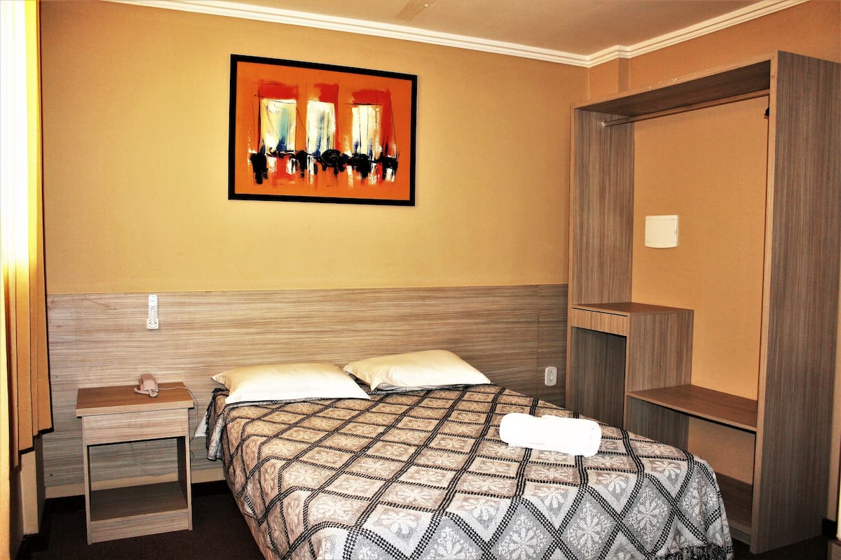 Minibar, desk, iron/ironing board, free WiFi